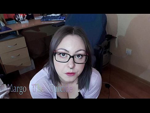 ❤️ Une fille sexy avec des lunettes suce profondément un gode devant la caméra ️❌ Salopes  at fr.dickies-shop.ru ❌️❤